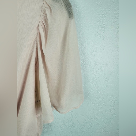 New Joie Light Pink chiffon Mock Neck Crop Top - Picture 4 of 7